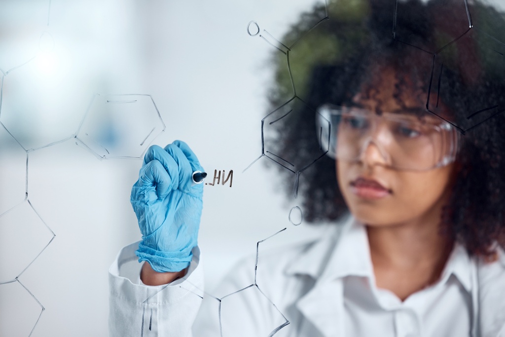 Acitretin Related Compound A (20 mg) ((2Z,4E,6E,8E)-9-(4-Methoxy-2,3,6-trimethylphenyl)-3,7-dimethylnona-2,4,6,8-tetraenoic acid),